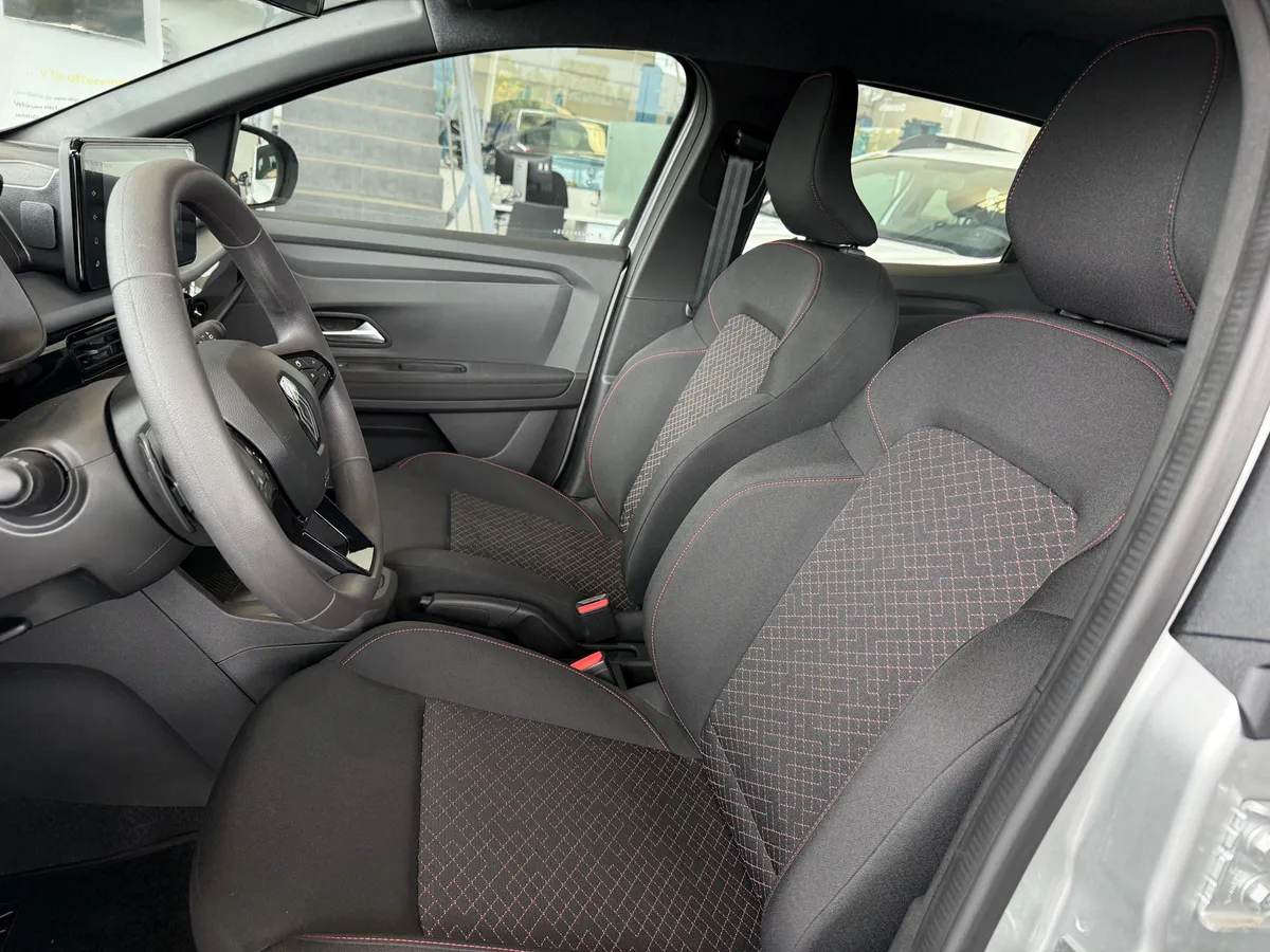 SUV Renault Kardian 2025 en Chía — foto 10