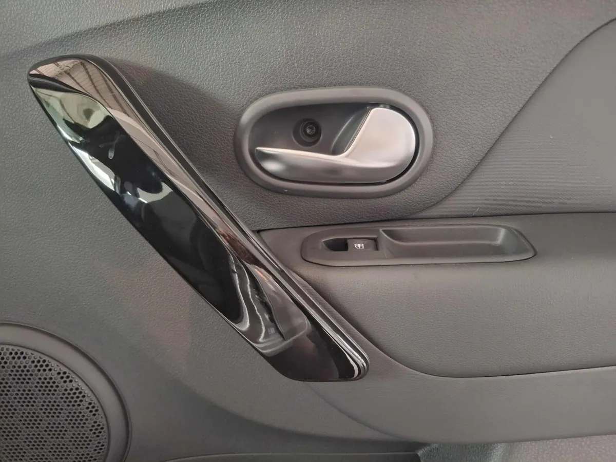 Sedã Renault Logan 2026 en Chía — foto 10