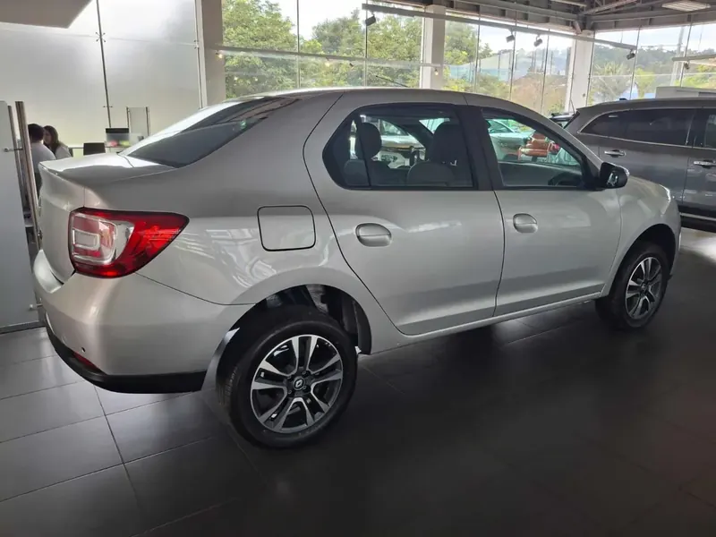 Renault Logan 2026 en Chía — foto 4 de 12