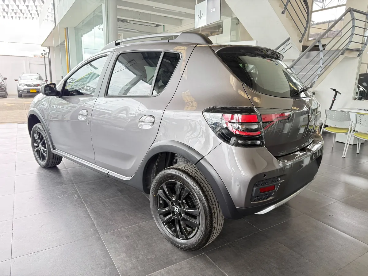 SUV Renault Stepway 2026 en Cajicá — foto 7