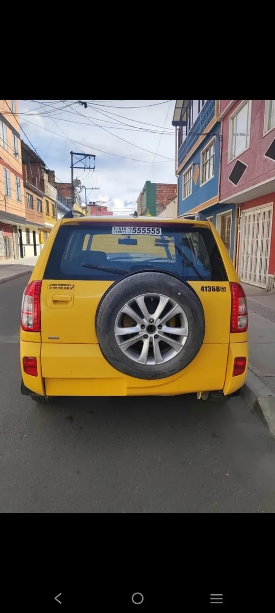 Sedã Chery Tiggo 2017 en Bogotá — foto 3