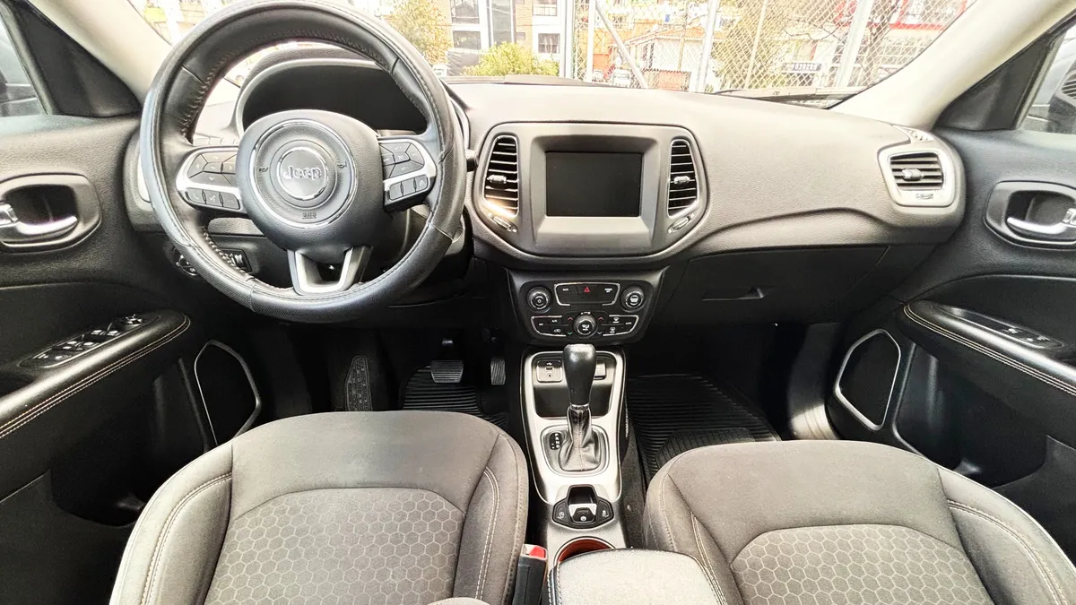 SUV Jeep Compass 2019 en Pasto — foto 10