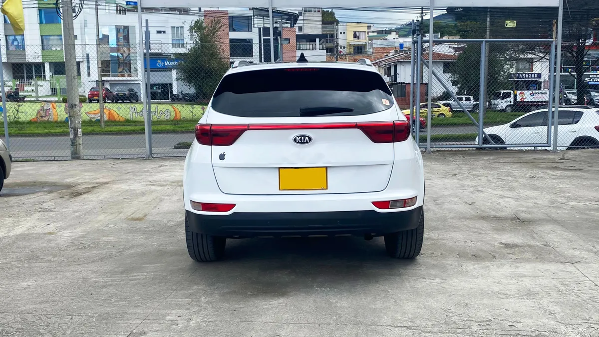 SUV Kia Sportage Zenith 2019 en Pasto — foto 7