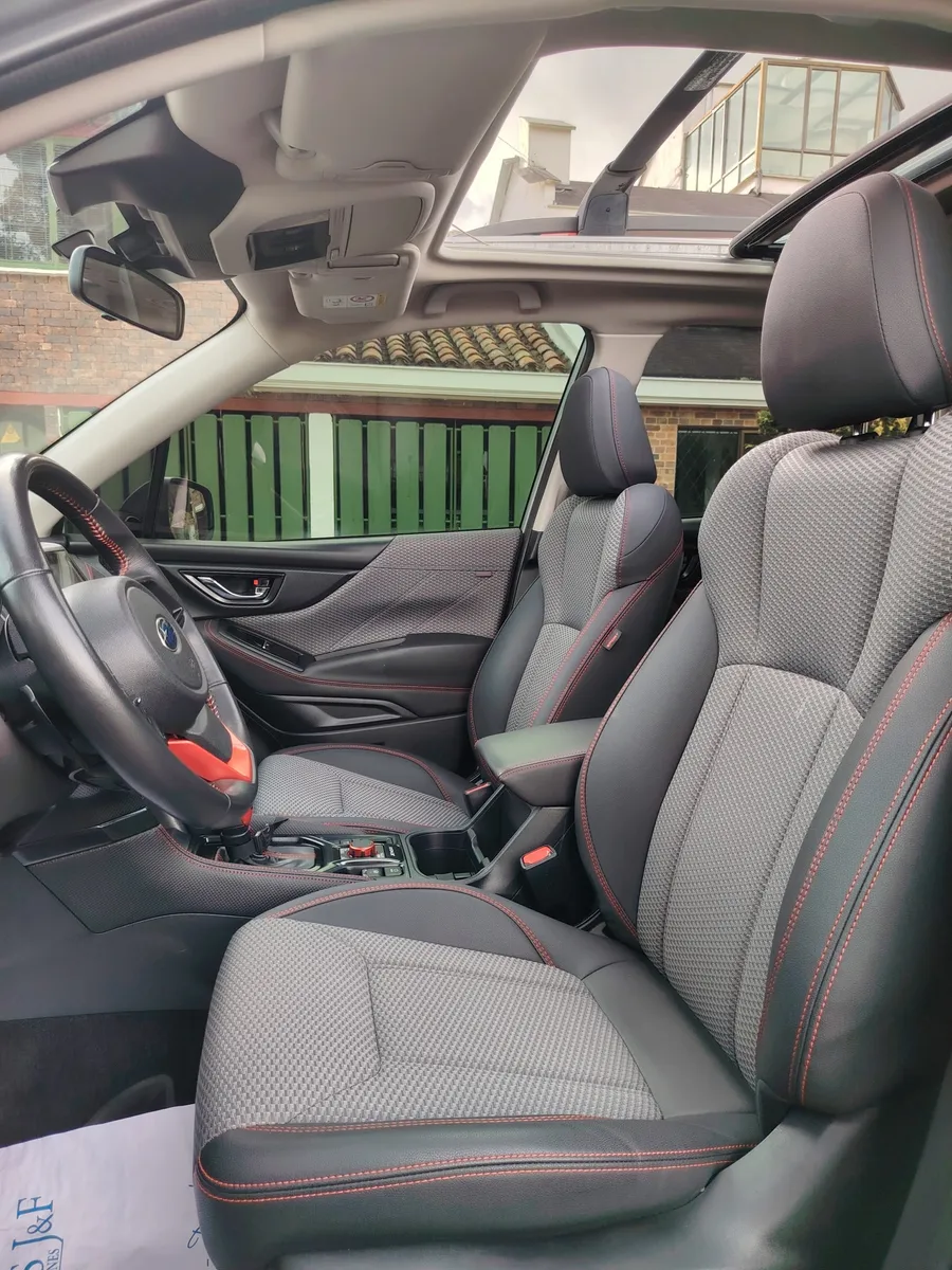 SUV Subaru Forester 2023 en Tunja — foto 8
