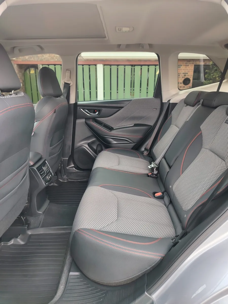 SUV Subaru Forester 2023 en Tunja — foto 10