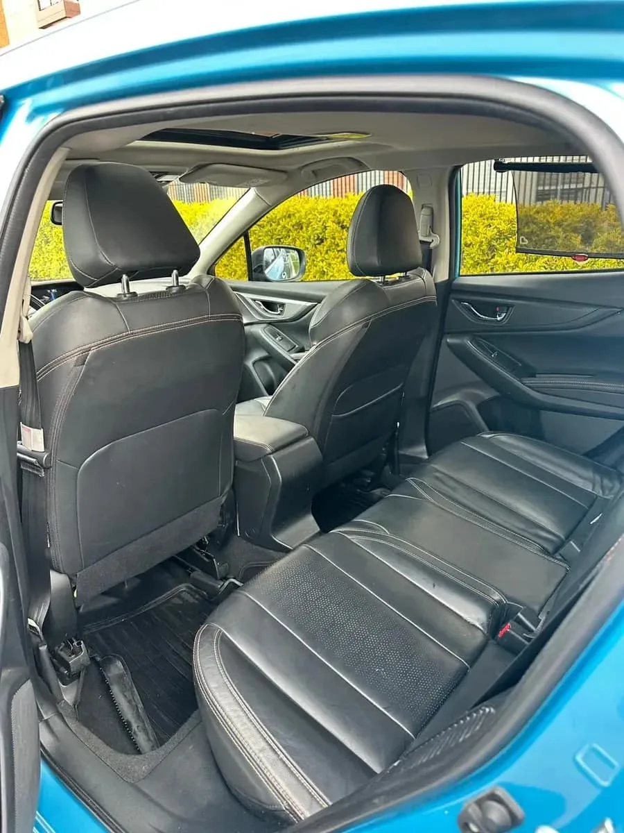 SUV Subaru XV Limited Hybrid 2022 en Medellín — foto 6