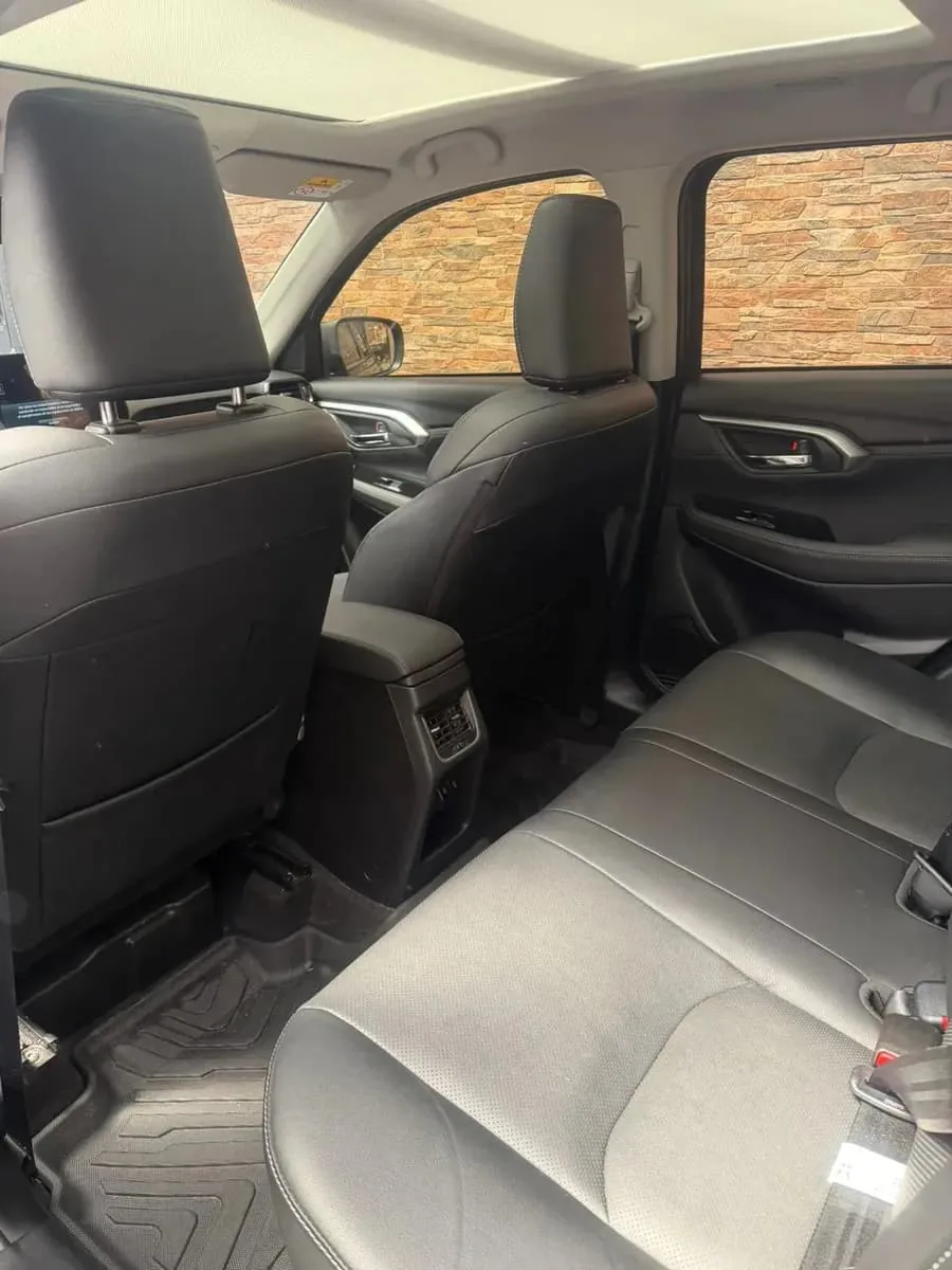 SUV Suzuki Grand Vitara 2026 en Pereira — foto 6