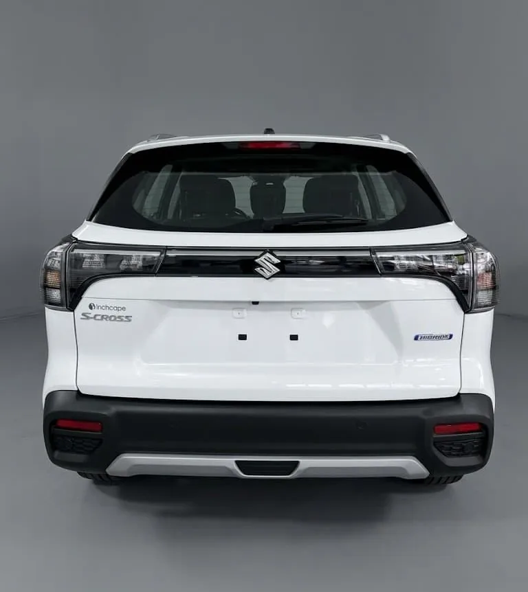 SUV Suzuki S-Cross Hybrid 2027 en Pereira — foto 4