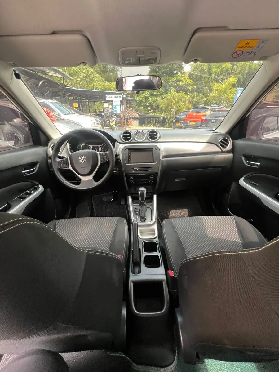 SUV Suzuki Vitara Suzuki 2018 en Envigado — foto 10