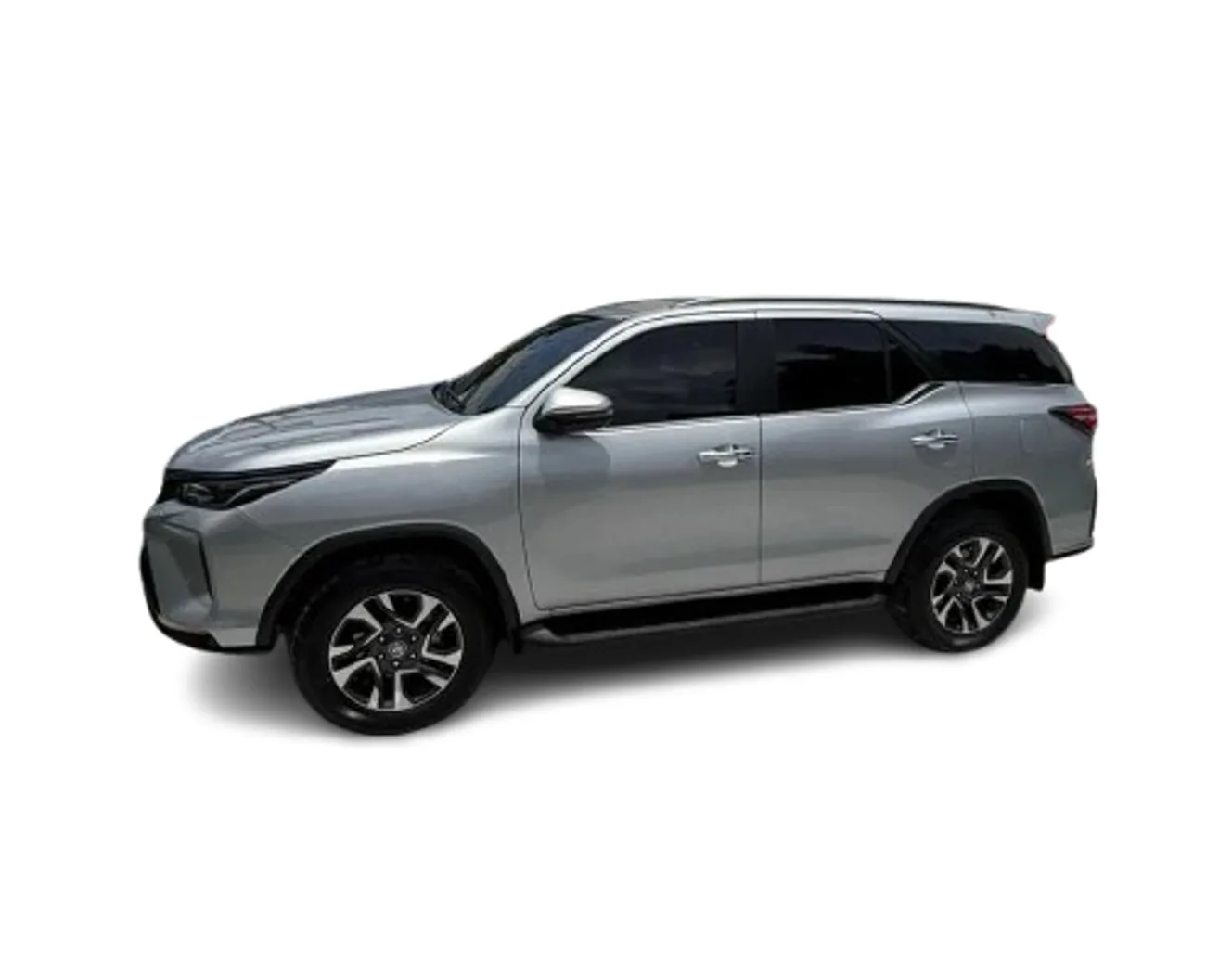 Pickup Toyota Fortuner SRV 2026 en Soledad — foto 3
