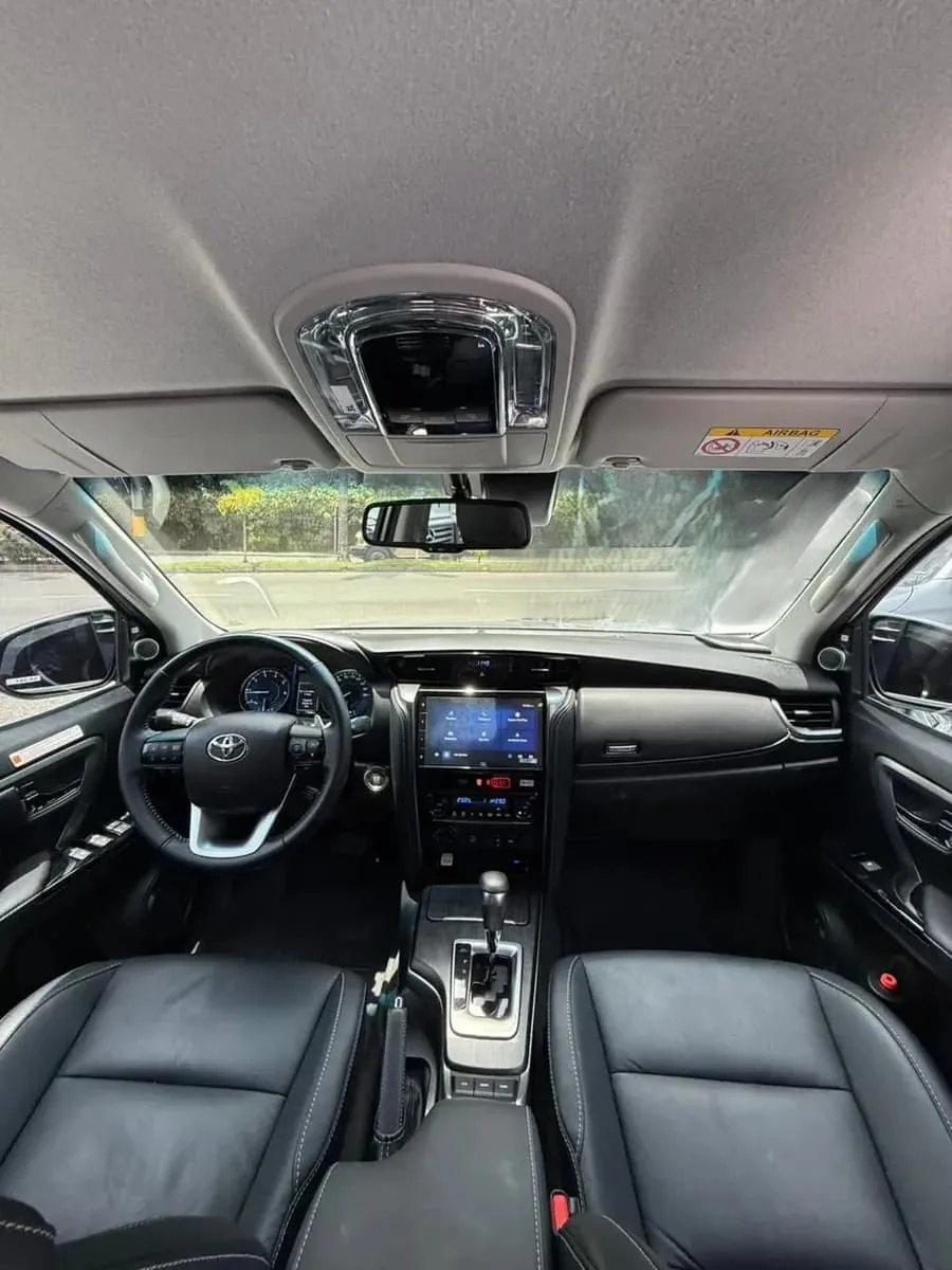 Pickup Toyota Fortuner SRV 2026 en Soledad — foto 6