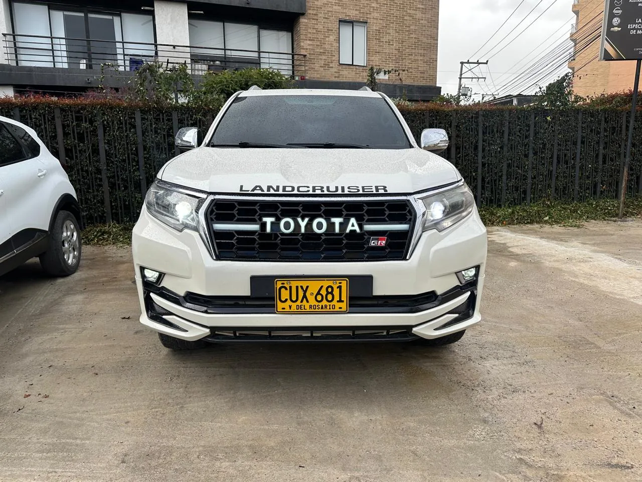 SUV Toyota Land Cruiser Prado TX.L 2013 en Cajicá — foto 3