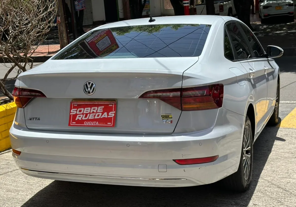 Wagon Volkswagen Jetta 2019 en Cúcuta — foto 5