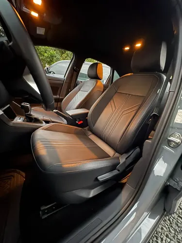 SUV Volkswagen Nivus 2025 1.0 Highline At en Envigado — foto 11