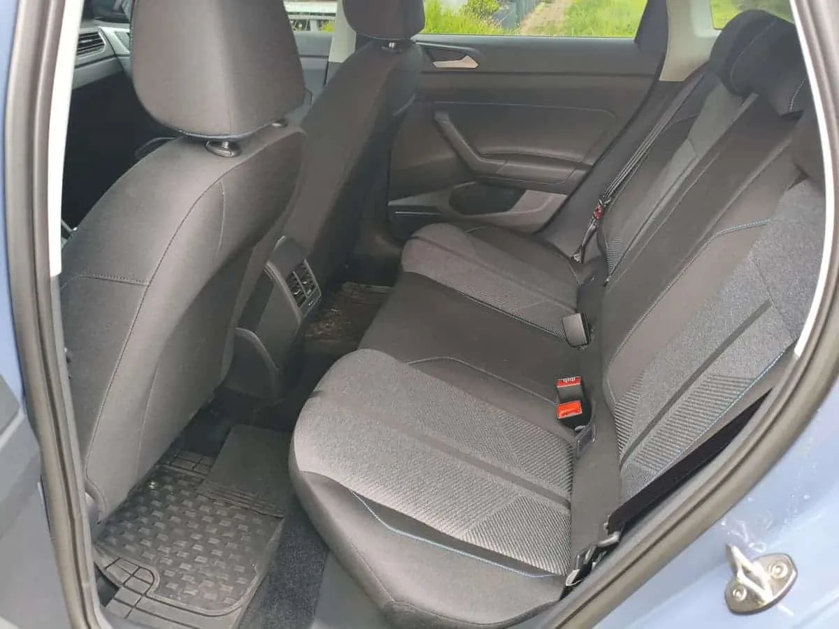 SUV Volkswagen Nivus Comfortline 2026 en Bogotá — foto 8