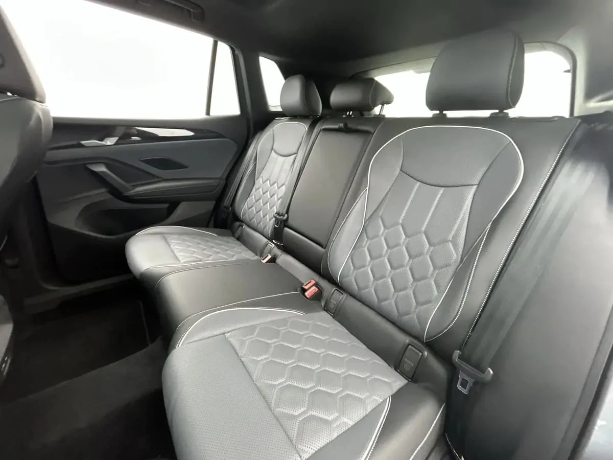 SUV Volkswagen Tiguan 2026 en Cali — foto 9