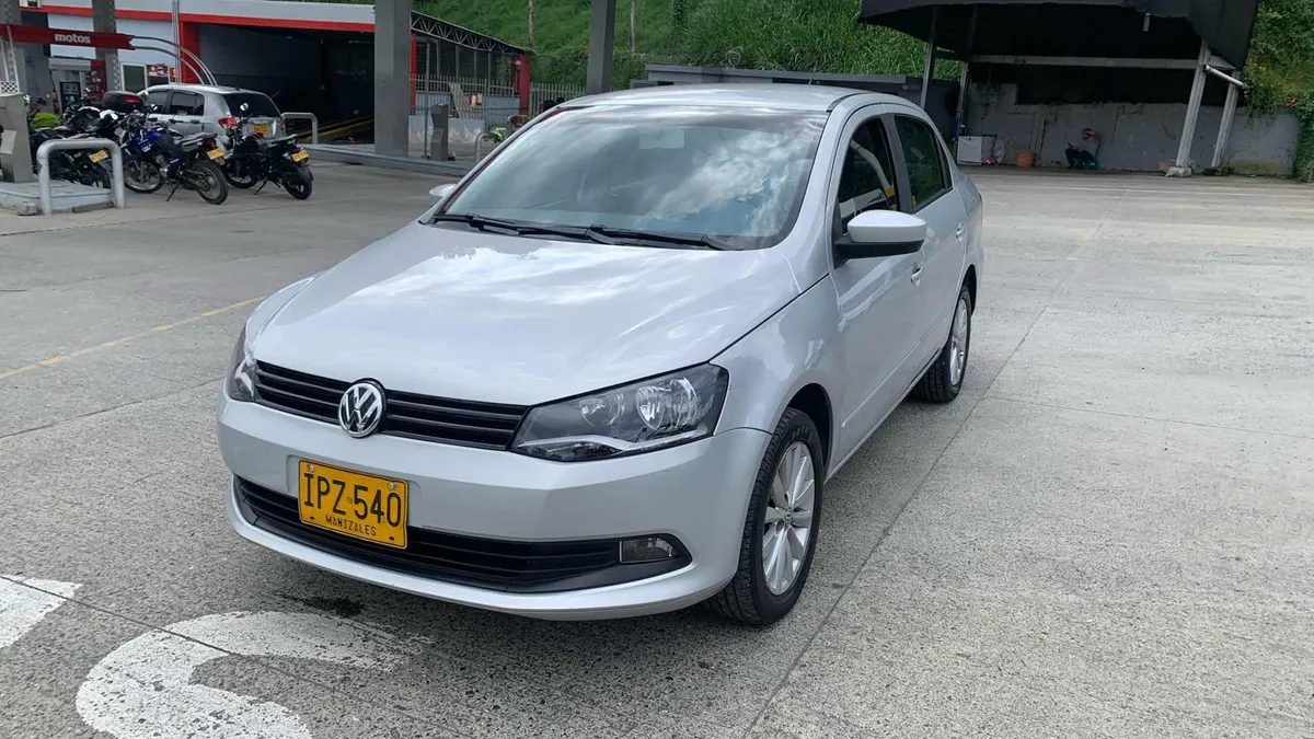 Sedã Volkswagen Voyage 2016 en Manizales
