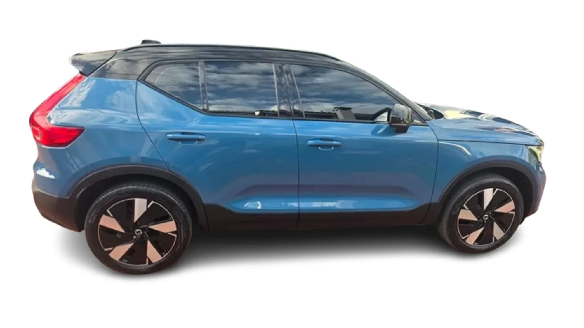 SUV Volvo XC 40 2024 en Cali — foto 3