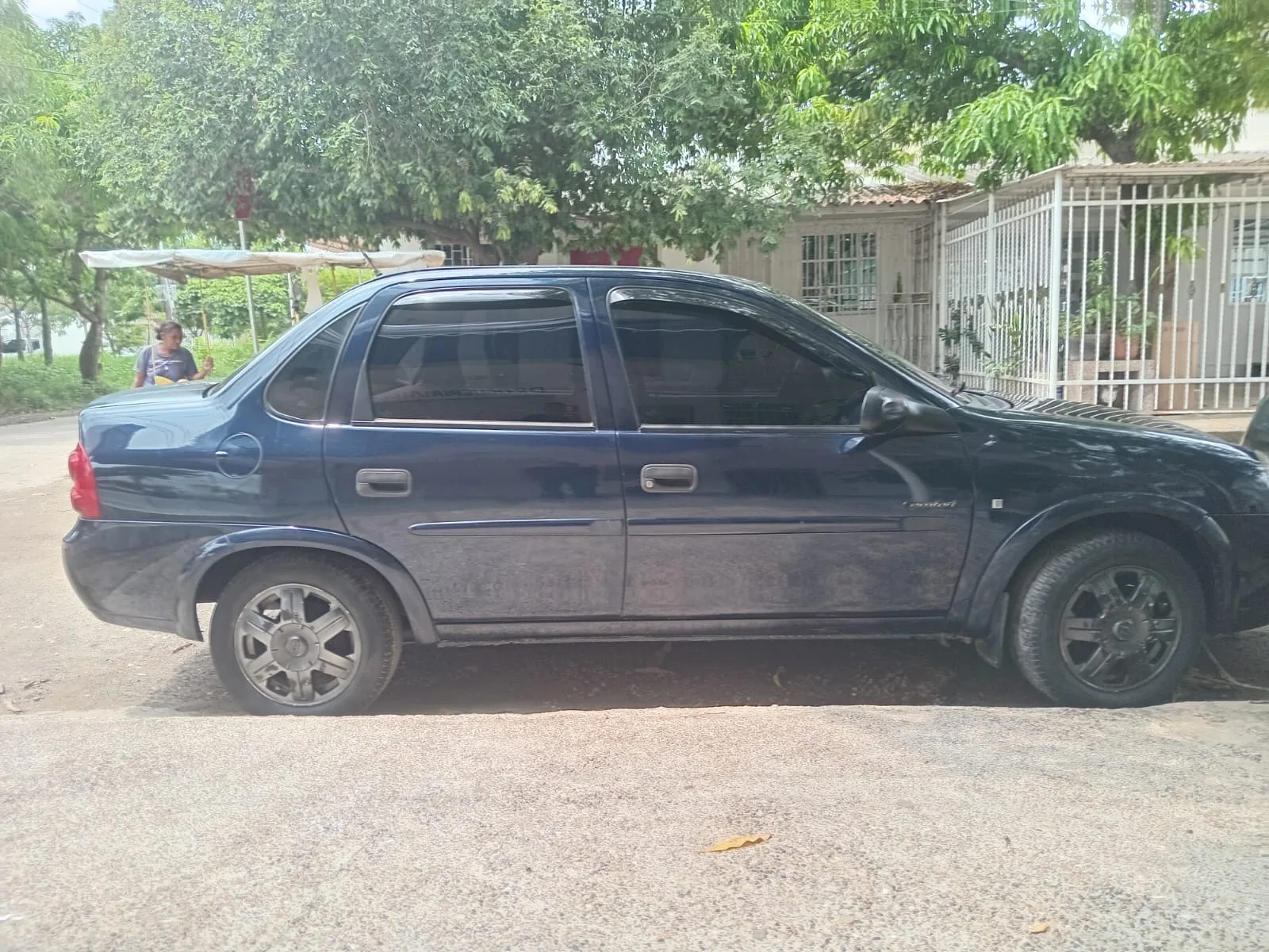 Sedã Chevrolet Chevy 2007 en Cartagena — foto 13