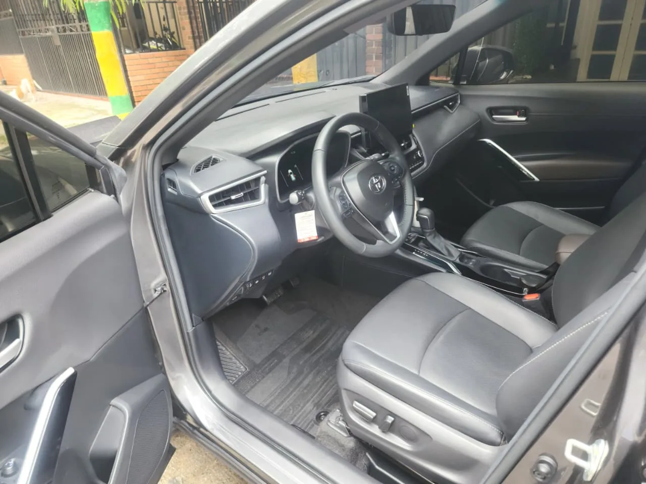 Camioneta Toyota Corolla Cross 2026 SEG en Floridablanca — foto 4
