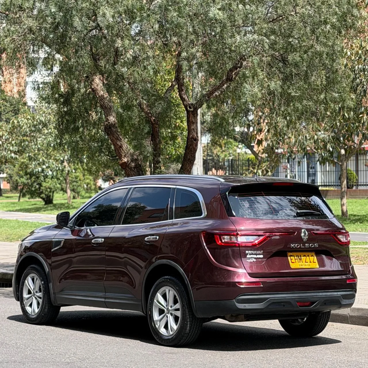 Camioneta Renault Koleos 2018 zen en Bogotá — foto 4