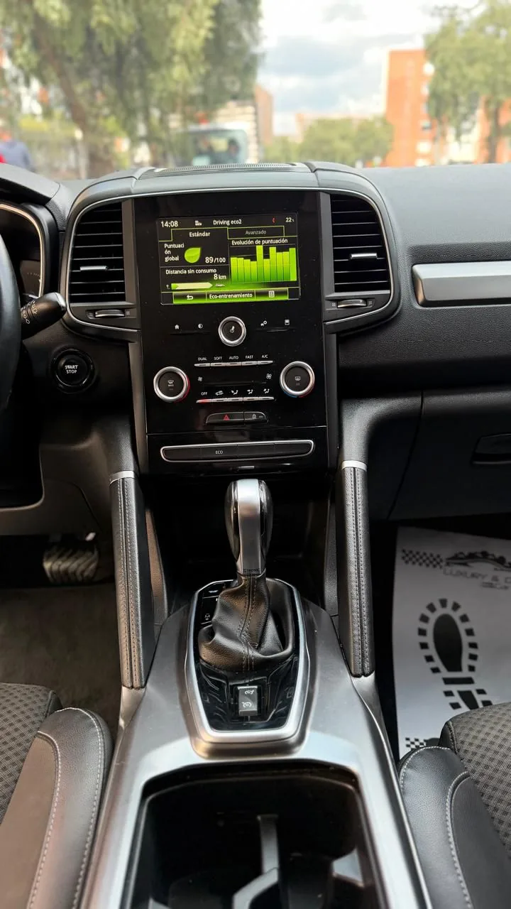 Camioneta Renault Koleos 2018 zen en Bogotá — foto 3