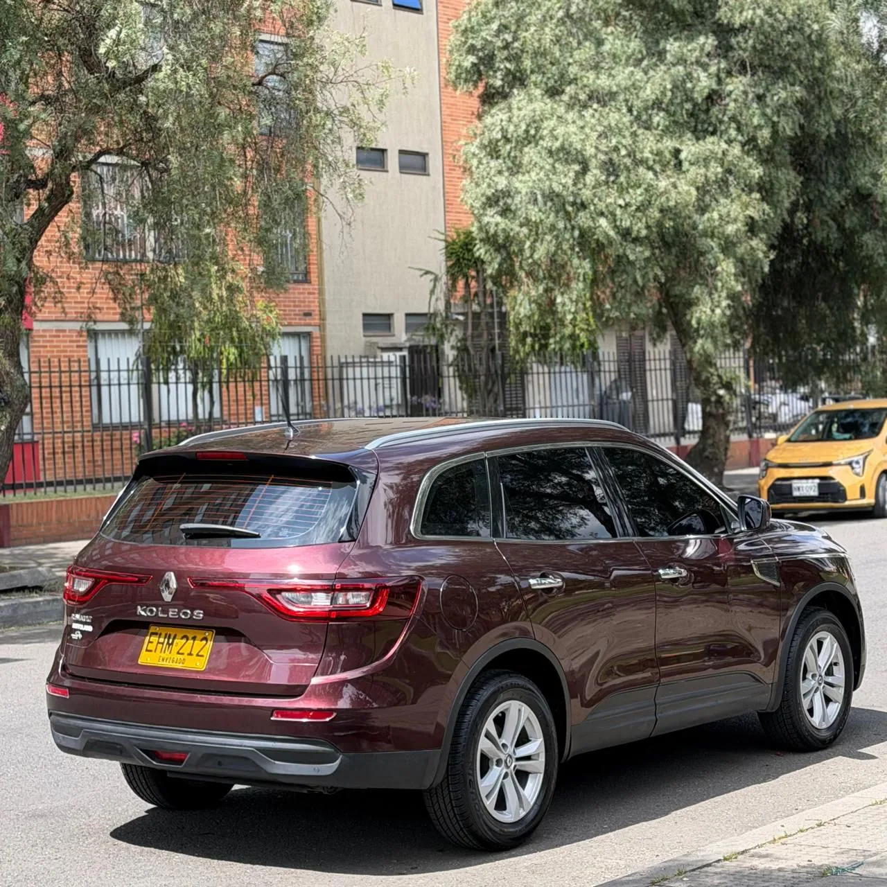 Camioneta Renault Koleos 2018 zen en Bogotá — foto 5