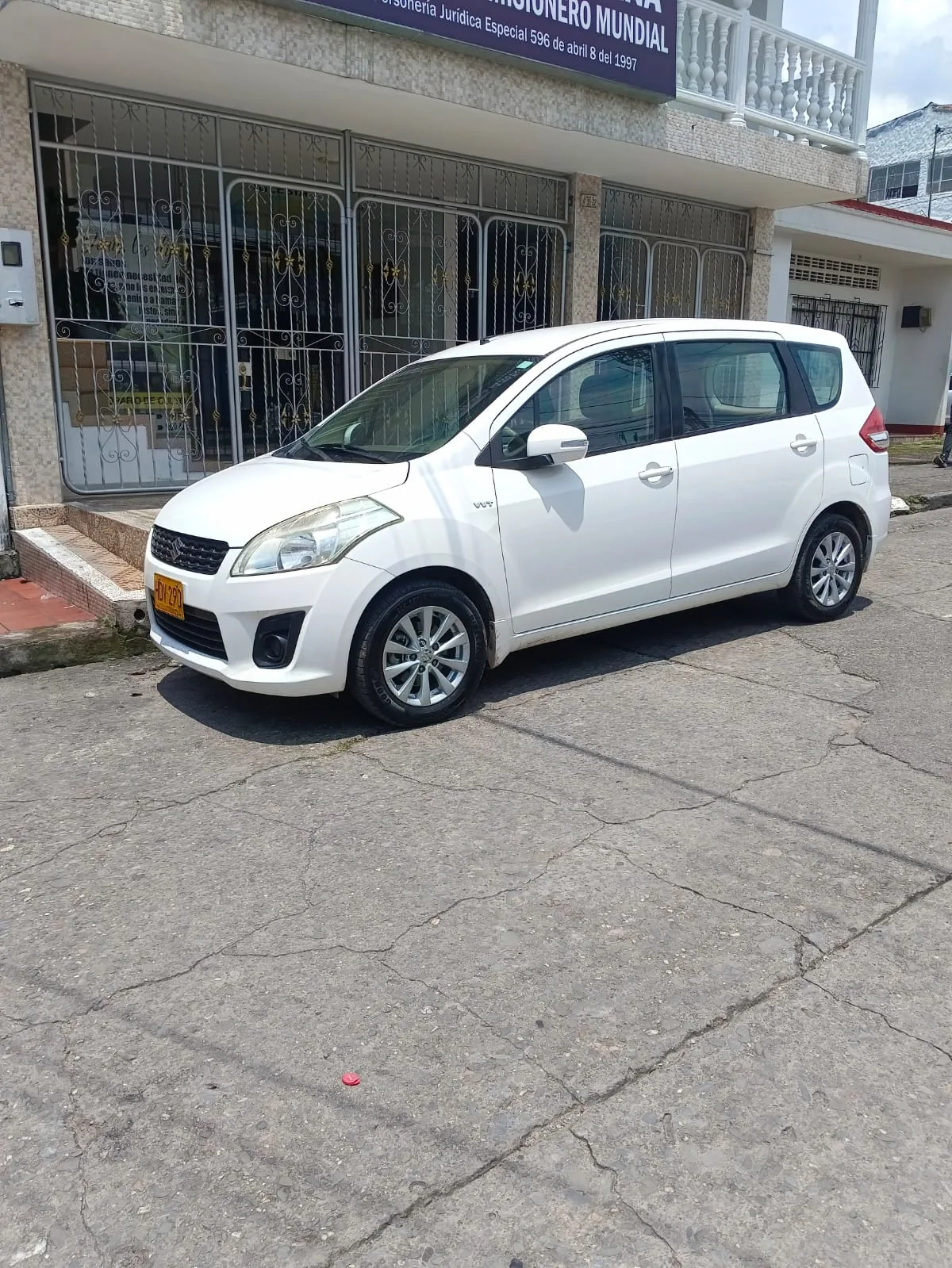 SUV Suzuki Ertiga 2016 GL en Villavicencio — foto 2