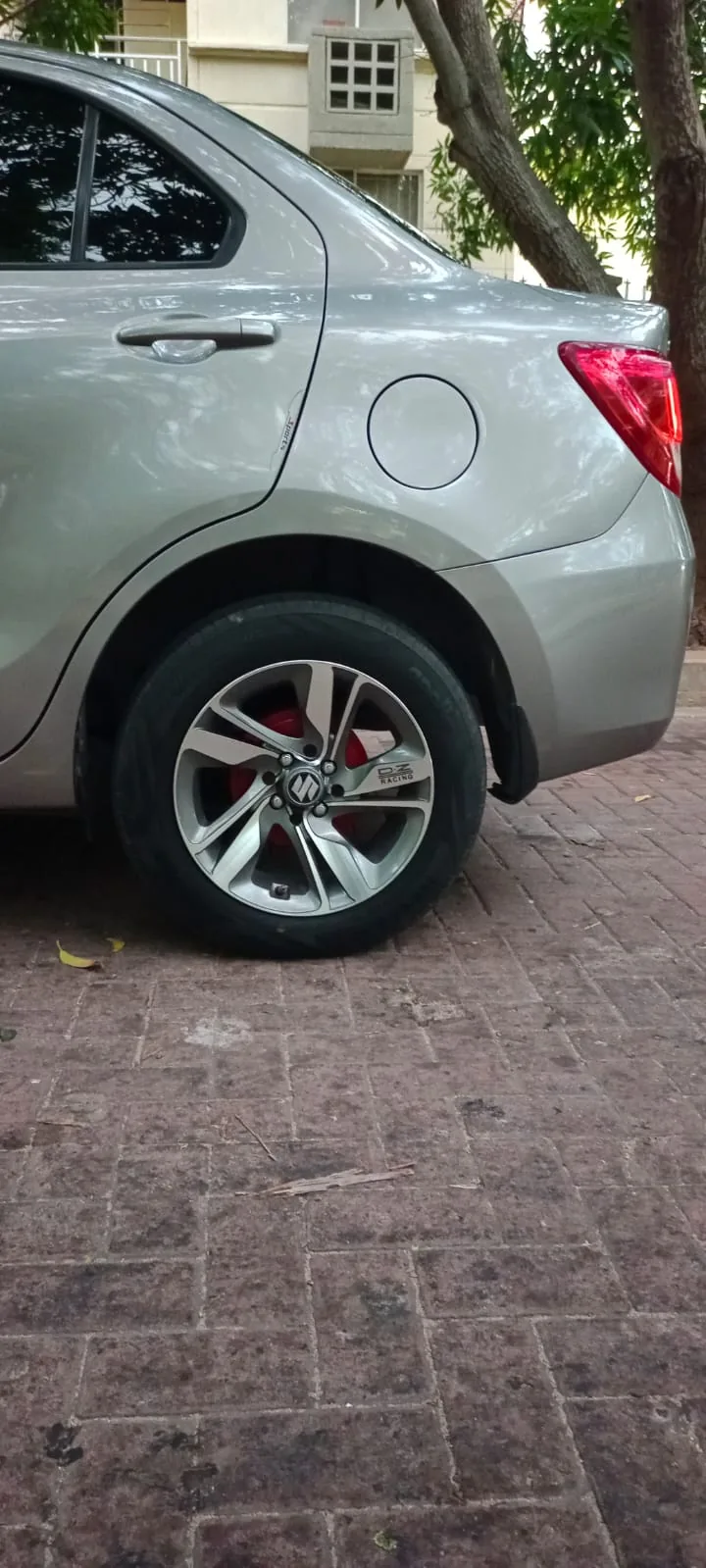 Sedã Suzuki Swift 2023 dzide en Barranquilla — foto 8