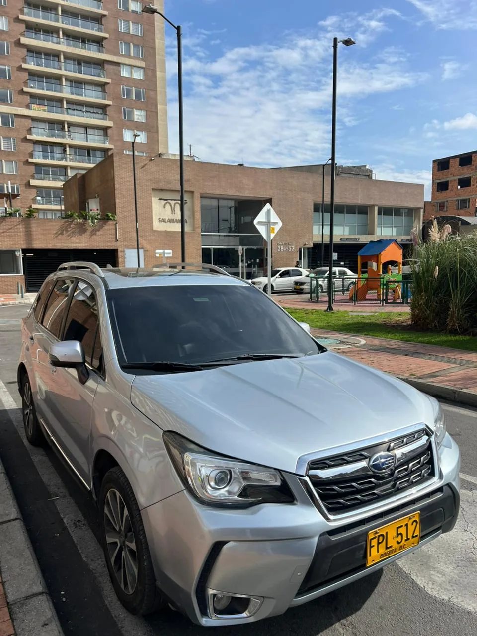 SUV Subaru Forester 2018 XT TURBO en Bogotá — foto 10