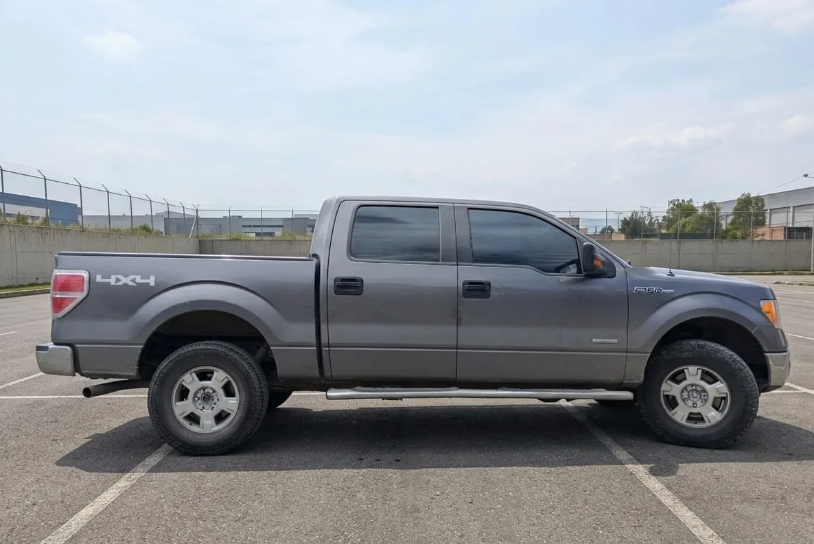 Picape Ford F-150 2013 XLT 3.5L 4X4 Doble Cabina en La Calera
