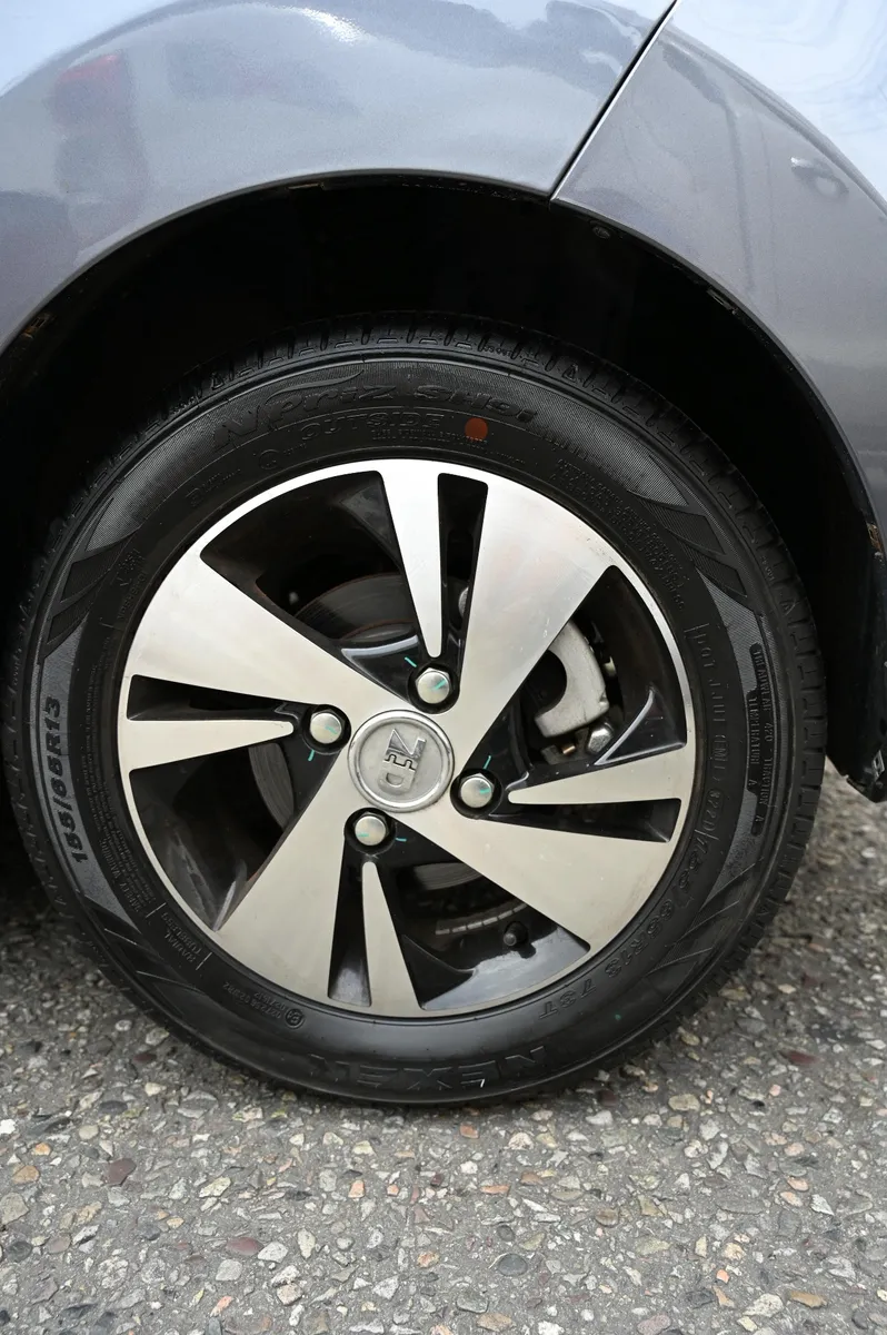 Hatchback Zhidou D2 S 2024 en Bucaramanga — foto 10