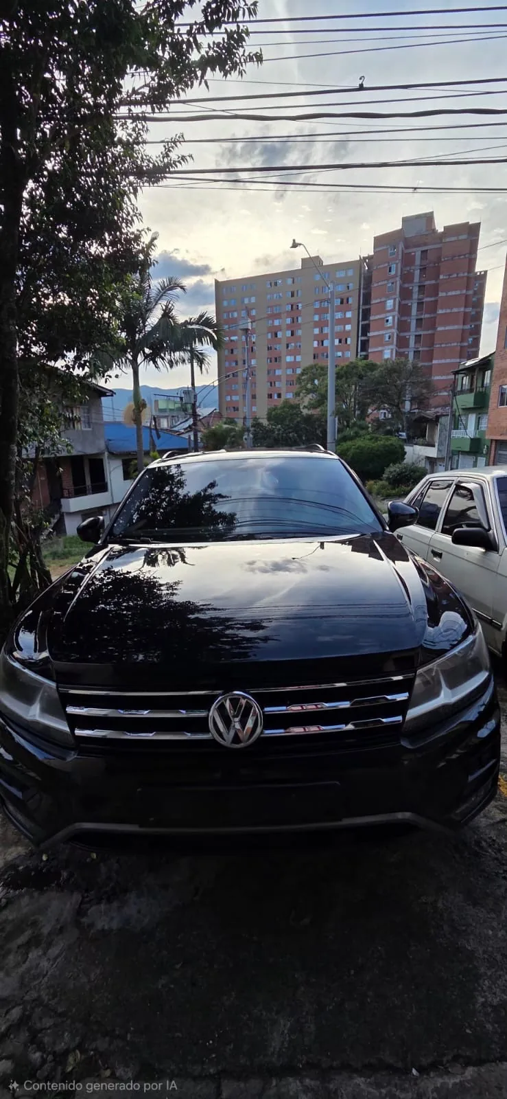 Caminhonete Volkswagen Tiguan Allspace 2018 Trendline 2.0 turbo en Medellín — foto 15