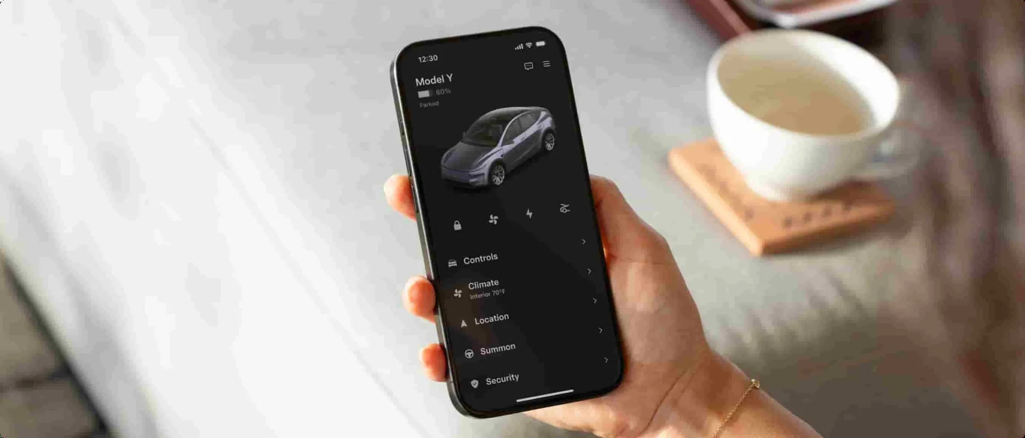 Sedã Tesla Model Y 2026 en Bogotá — foto 7