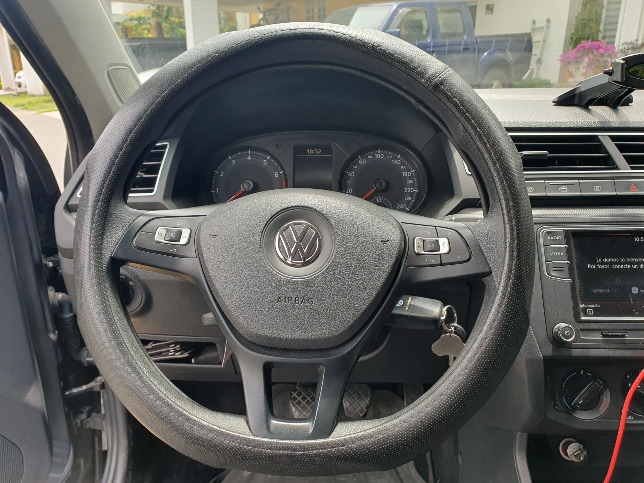 Sedã Volkswagen Voyage 2022 Confortline 1.6 en Jamundí — foto 2