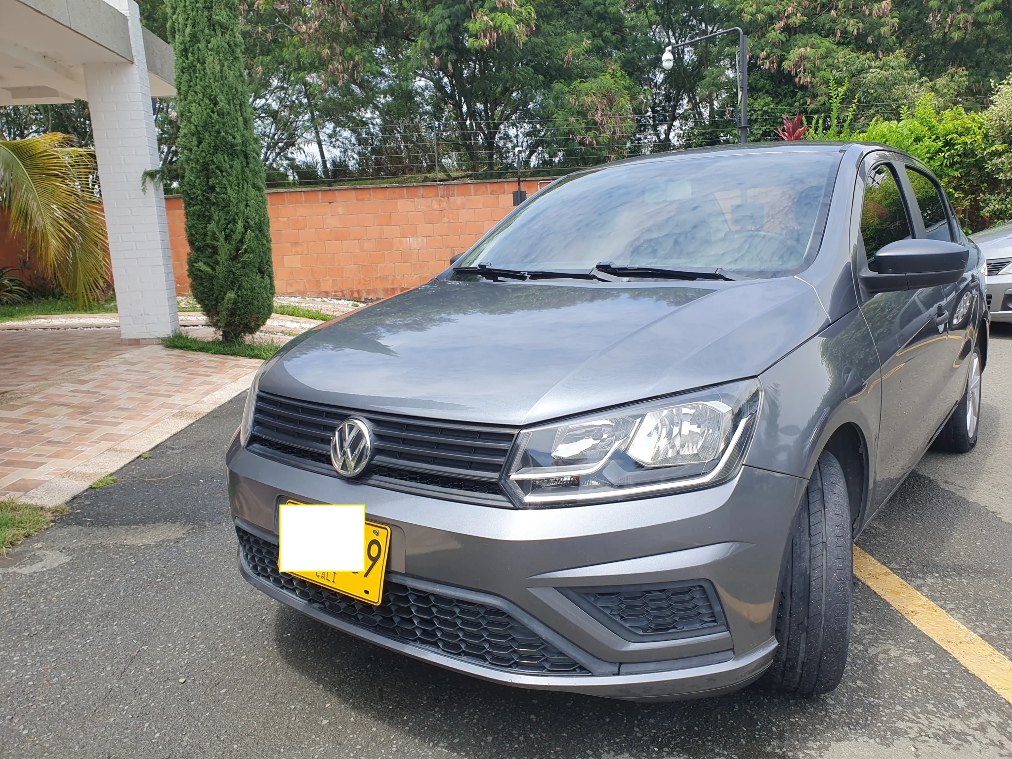Sedã Volkswagen Voyage 2022 Confortline 1.6 en Jamundí