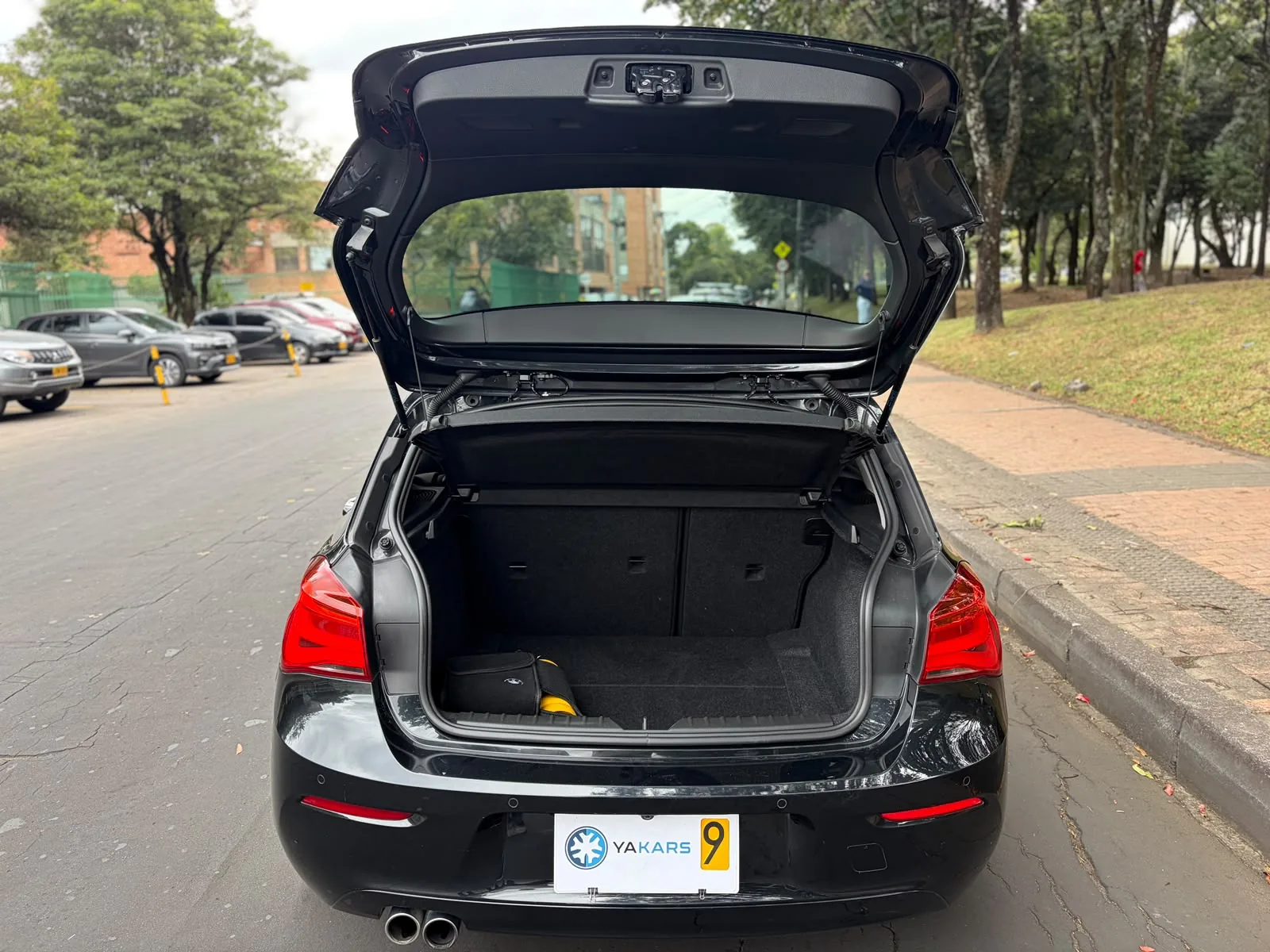 Hatchback BMW 118i 2019 120I CONFORT en Bogotá — foto 10