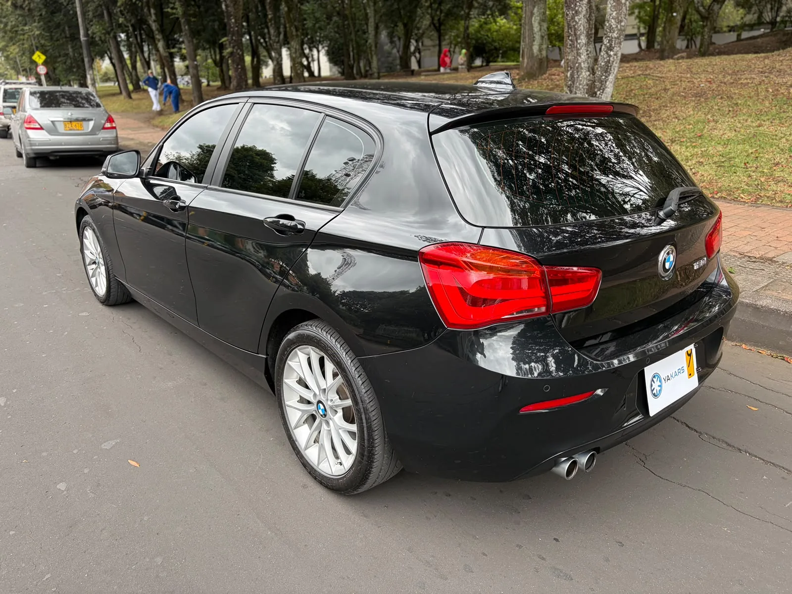 Hatchback BMW 118i 2019 120I CONFORT en Bogotá — foto 7