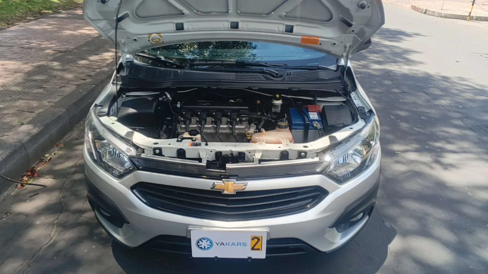 Hatchback Chevrolet Onix LTZ 2020 ACTIVE 1.4L MT en Bogotá — foto 3
