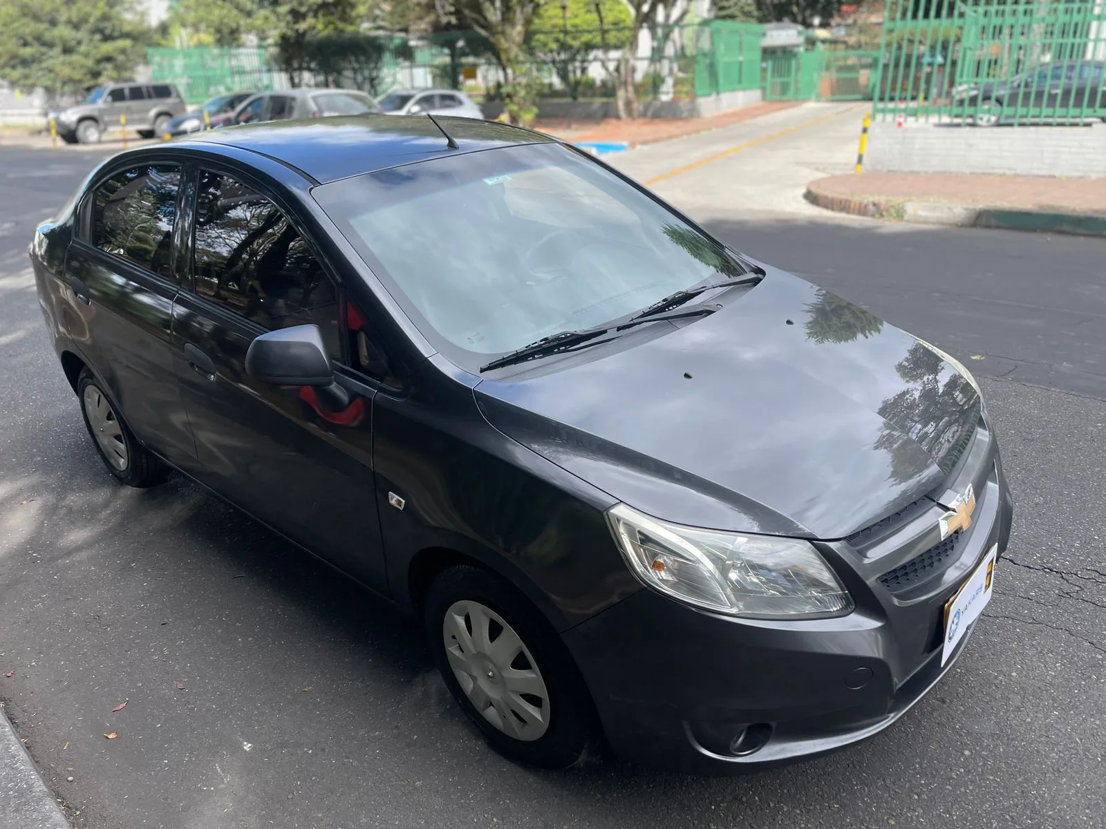 Sedán Chevrolet Sail LS 2017 1.4L Mt en Bogotá — foto 3