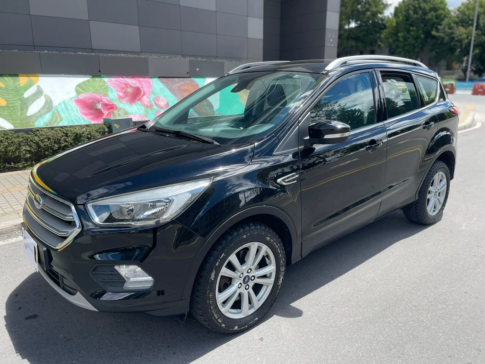 Camioneta Ford Escape 2018 Se At en Bogotá