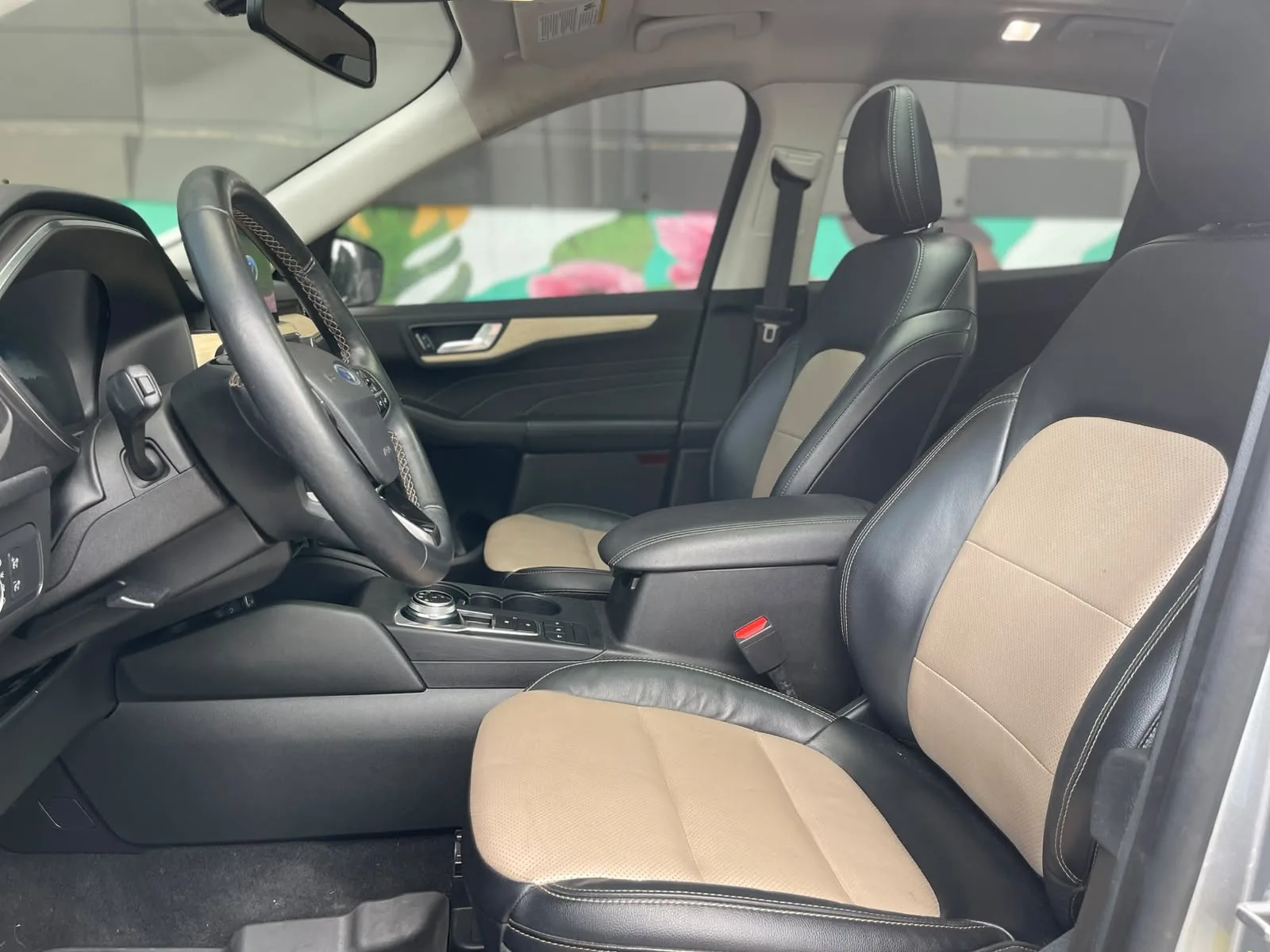 SUV Ford Escape 2021 TITANIUM en Bogotá — foto 11