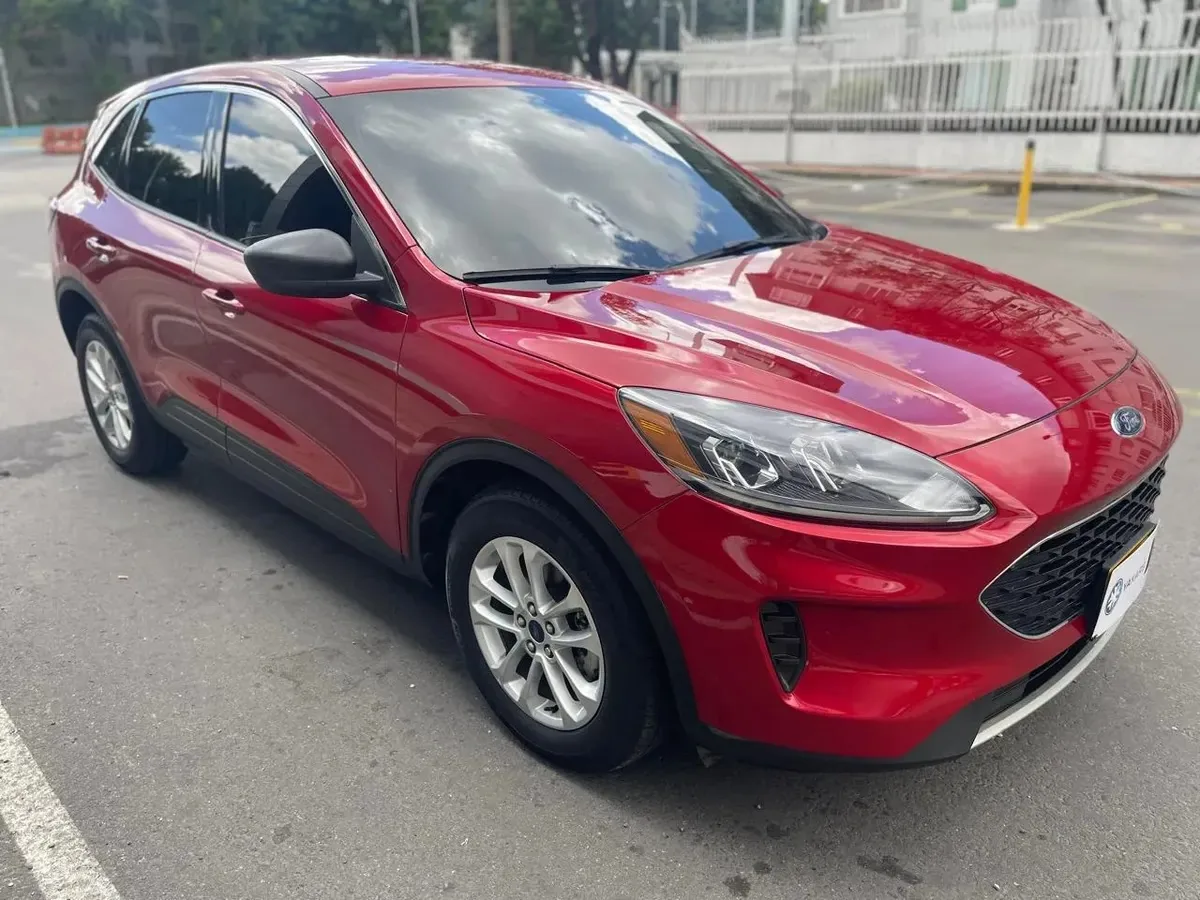 SUV Ford Escape 2022 Se At en Bogotá — foto 4