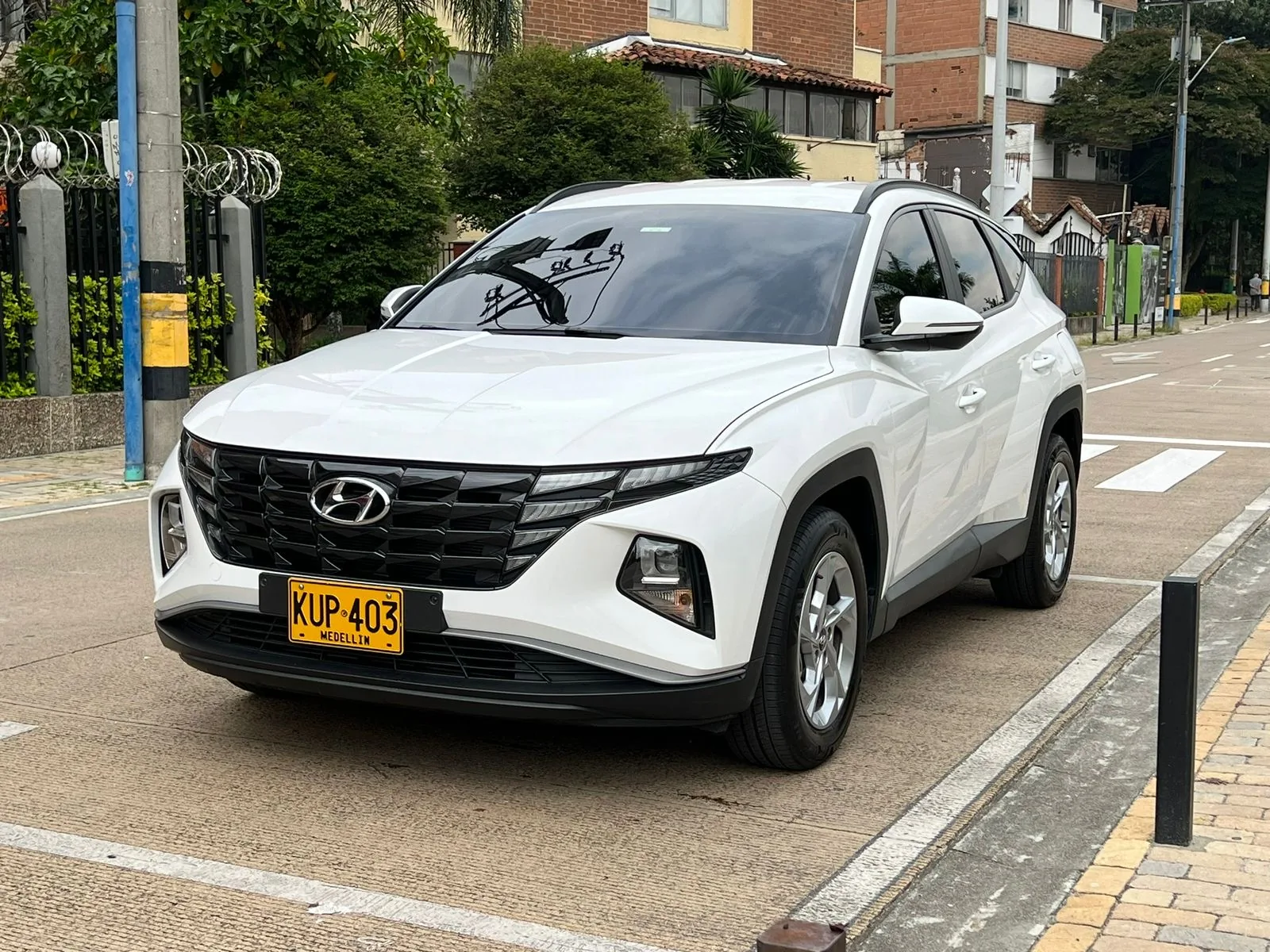 SUV Hyundai Tucson 2022 Advance plus Nx4 AT en Medellín — foto 4