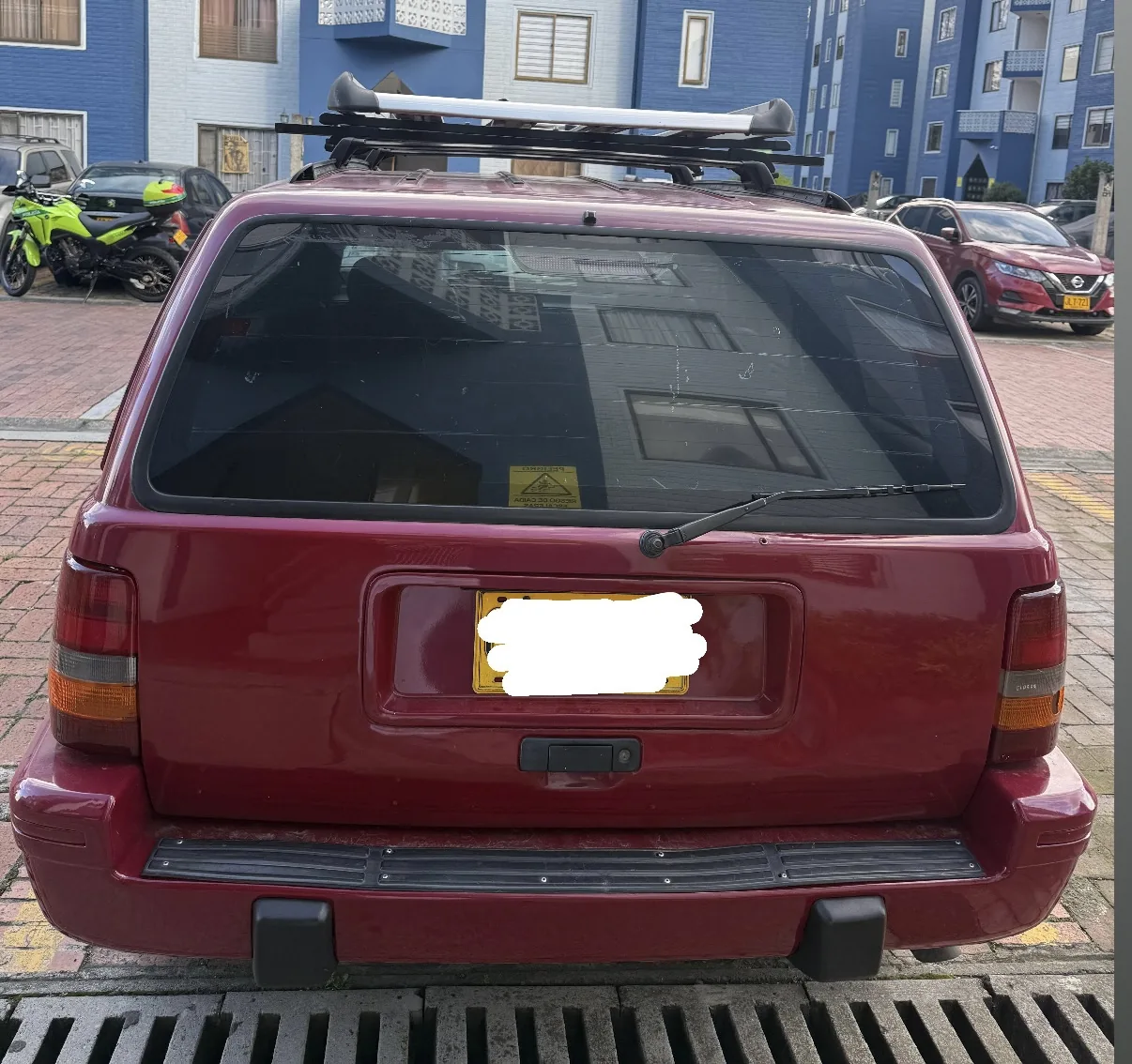 Caminhonete Jeep Grand Cherokee 1995 Motor 5.2L Magnum V8 a gasolina en Bogotá — foto 5