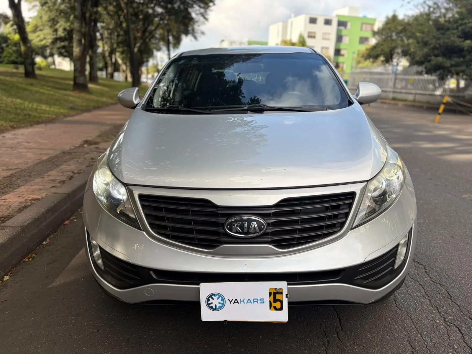 SUV Kia Sportage 2011 Revolution 2.0L 4*2 en Bogotá — foto 2