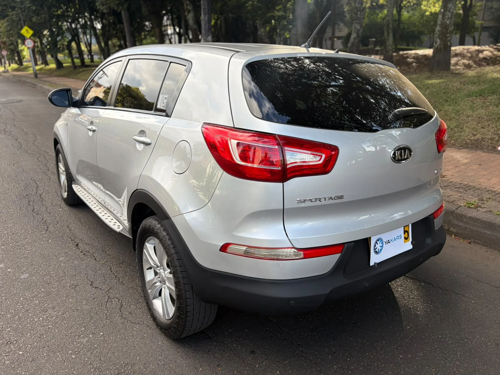 SUV Kia Sportage 2011 Revolution 2.0L 4*2 en Bogotá — foto 7