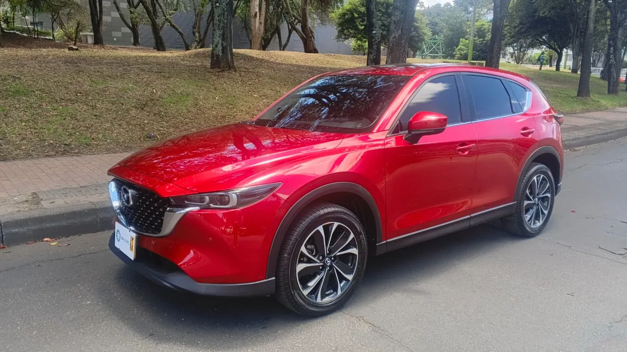 Camioneta Mazda CX-5 2023 GRAND TOURING LX 2.5 AT AWD 4X4 en Bogotá