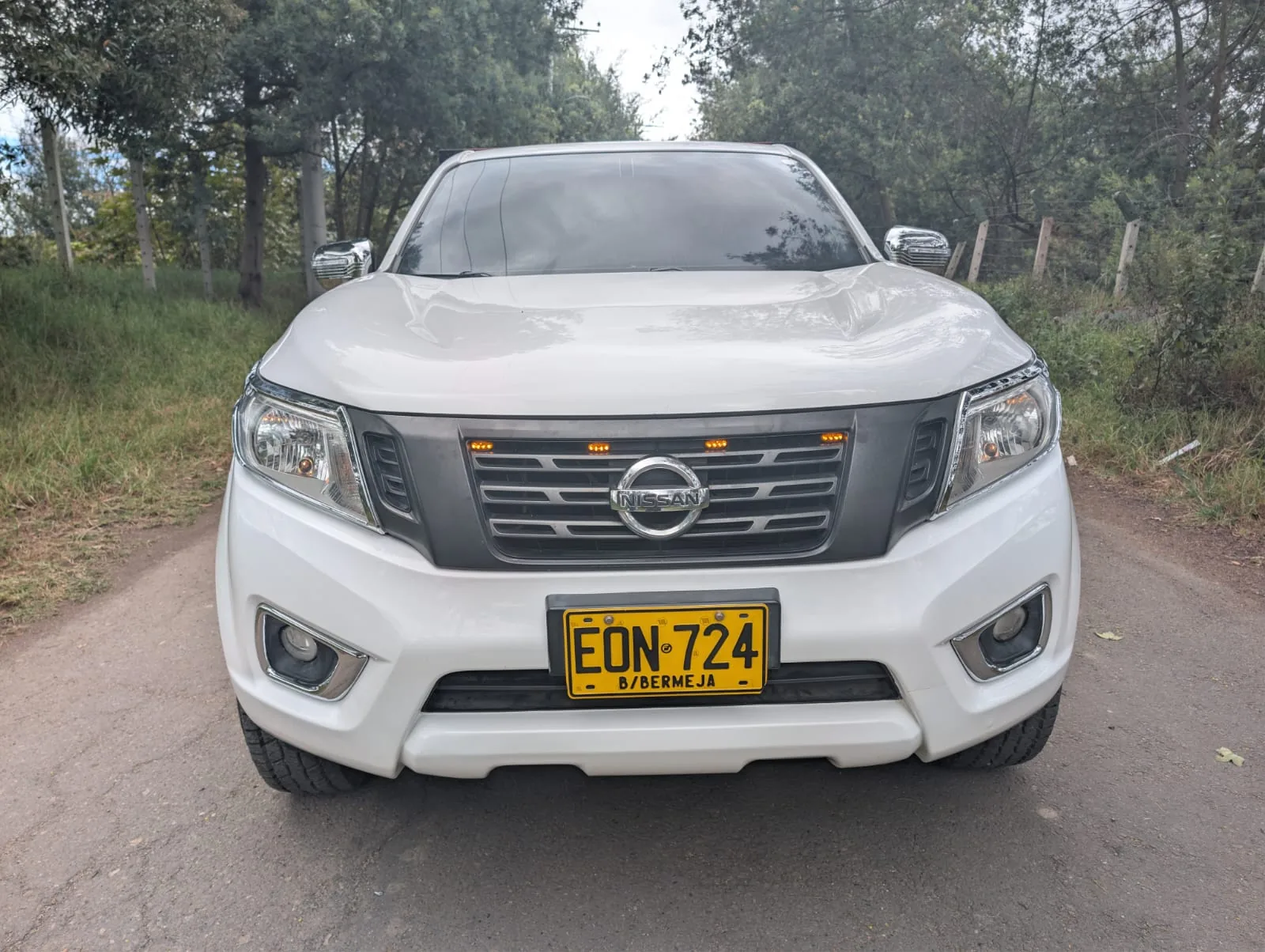 Camioneta Nissan Frontier 2019 en Bogotá — foto 3