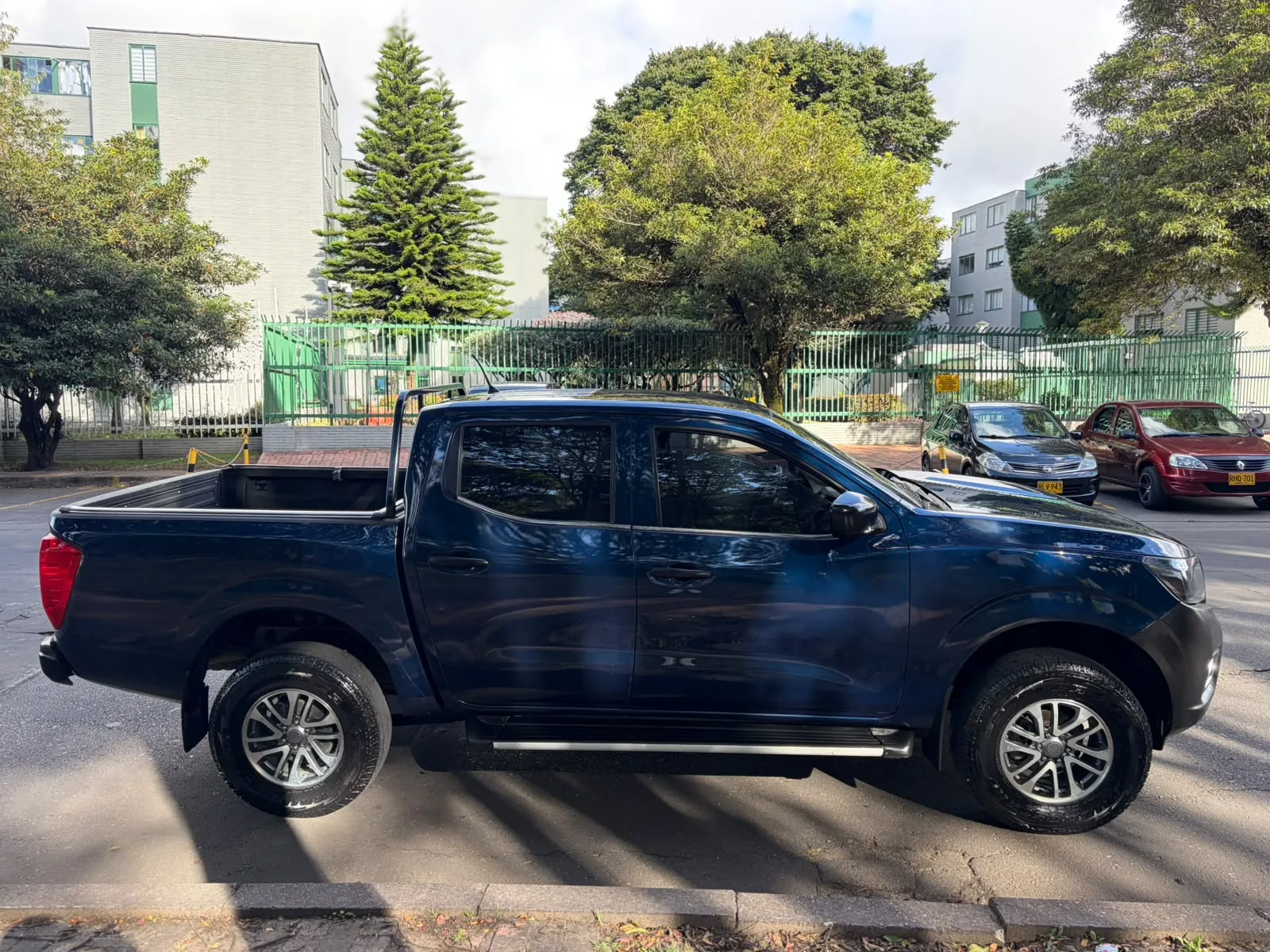 Camioneta Nissan Frontier 2020 np 300 ASL 4*2 Mt en Bogotá — foto 5
